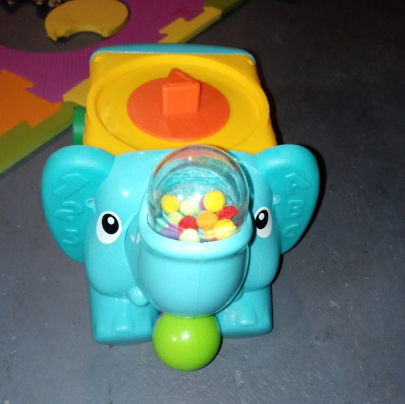 5 in 1 Elephant activity cube - Picture 6 of 12